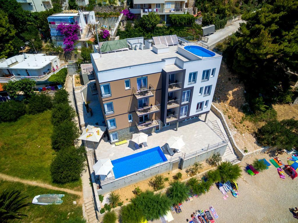 Villa Veronika Omiš Esterno foto